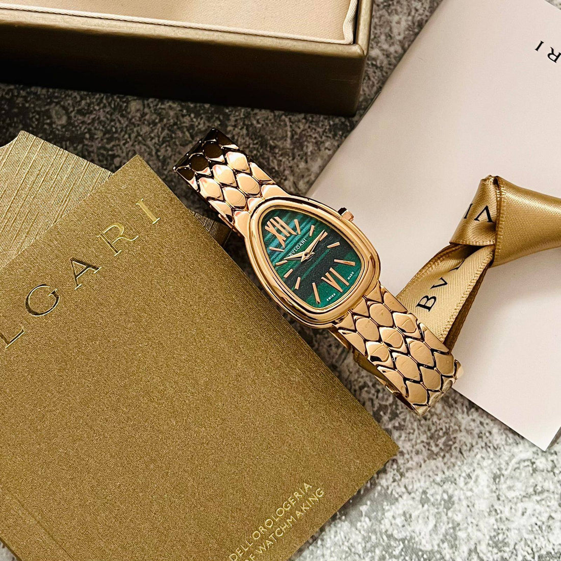 Serpenti Seduttori Style Luxury Watch for Women (103944)